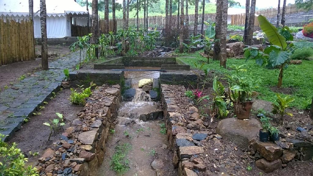 Hotel Bison Woods Yercaud Habitación foto
